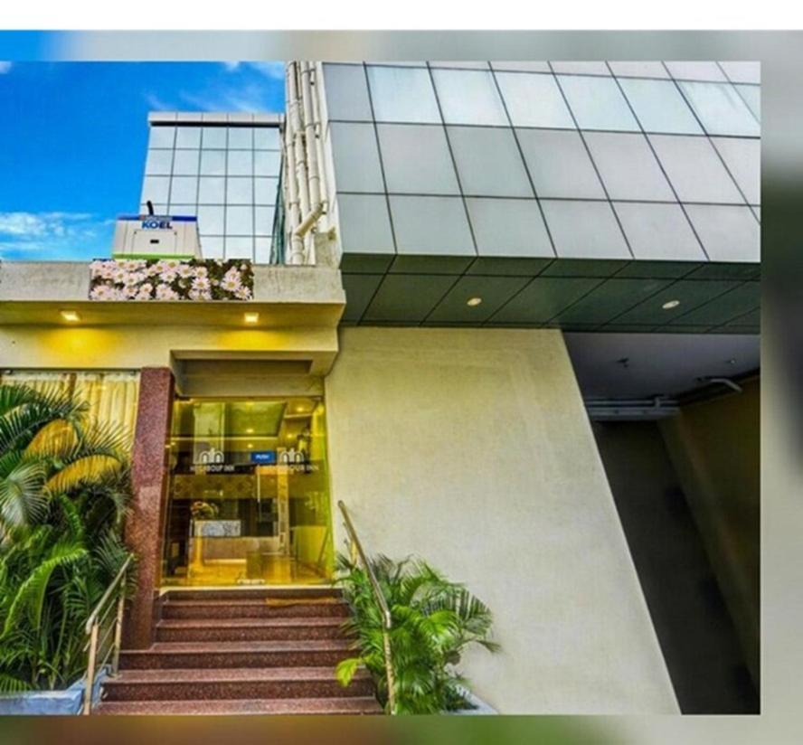 Hotel Titanium Tower Madras Buitenkant foto