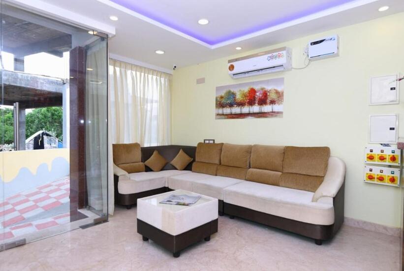 Hotel Titanium Tower Madras Buitenkant foto